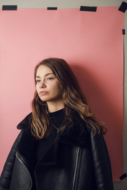 Creator Sessions: Emerging Classic Rock singer Minke tells us the story behind her NEW SINGLE 'Elsewhere' along with her future plans as an artist!