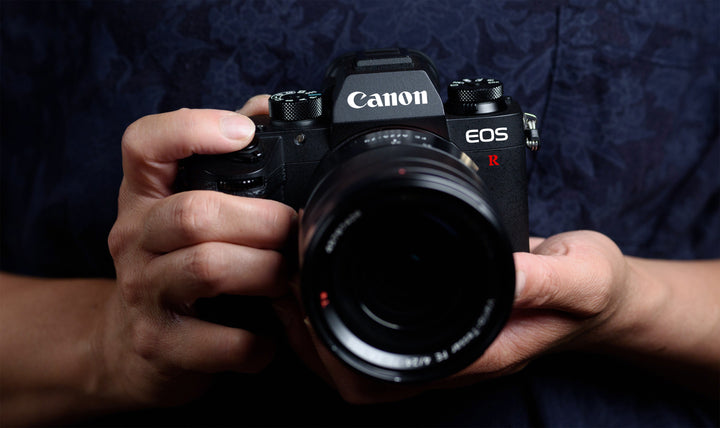 Camera Releases : Canon EOS R Pro
